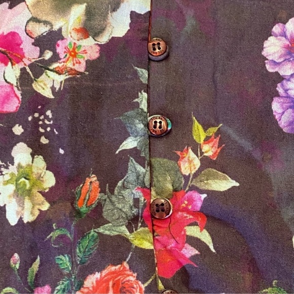 NWT Tolani Collection Button Down Long Sleeve Ruffle Cuff Amity Floral top Sz M - Picture 3 of 10